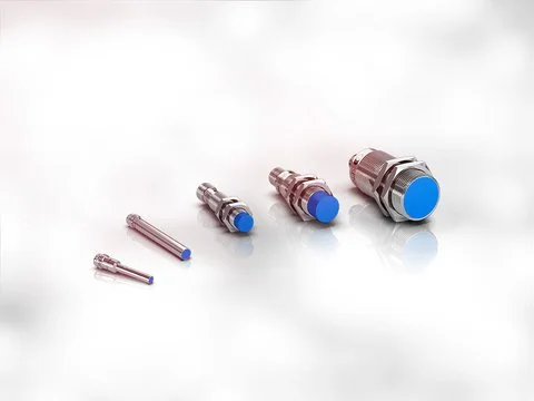 Unsere induktiven Sensoren für das zuverlässige Detektieren metallischer Objekte