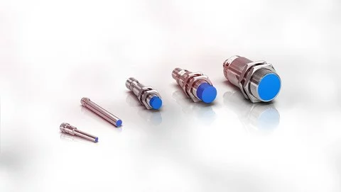 Unsere induktiven Sensoren für das zuverlässige Detektieren metallischer Objekte