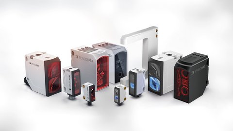 A wide range of optical sensors from distance sensors, colour sensors and contrast sensors to photoelectric sensors and photoelectric proximity switches. 