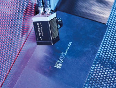 Our code reader reads plain text, barcodes and directly marked data matrix codes.