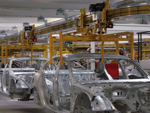 Collision-free transport of car body parts on electric monorail systems with our sensor 